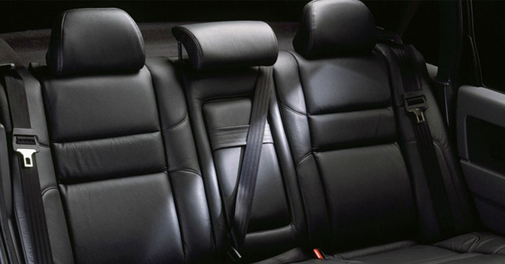 صندلی عقب در ماشین - معنای آن برای ایمنی چیست؟